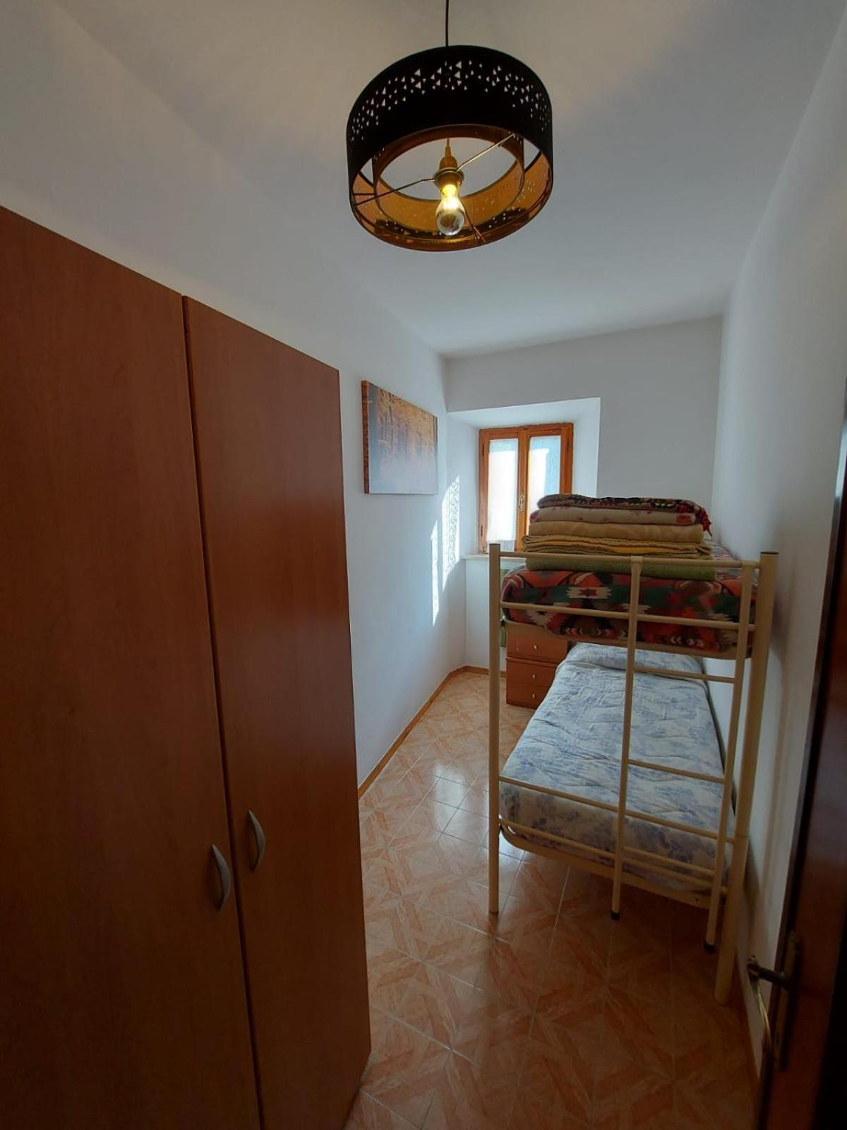 Casa Lorenzo - Nel Centro Storico Di Fiumalbo Apartment Luaran gambar
